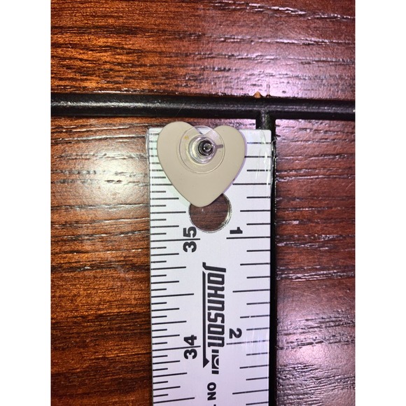 Leopard Print Heart Shaped .75 Inch Earrings! - Picture 8 of 8